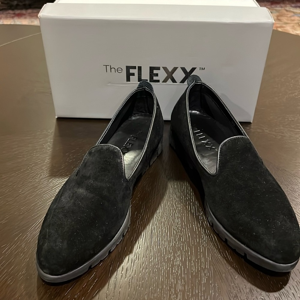 The Flexx black smoking shoes